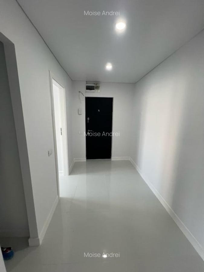 Apartament cu 3 camere circular în Drumul Taberei - 10