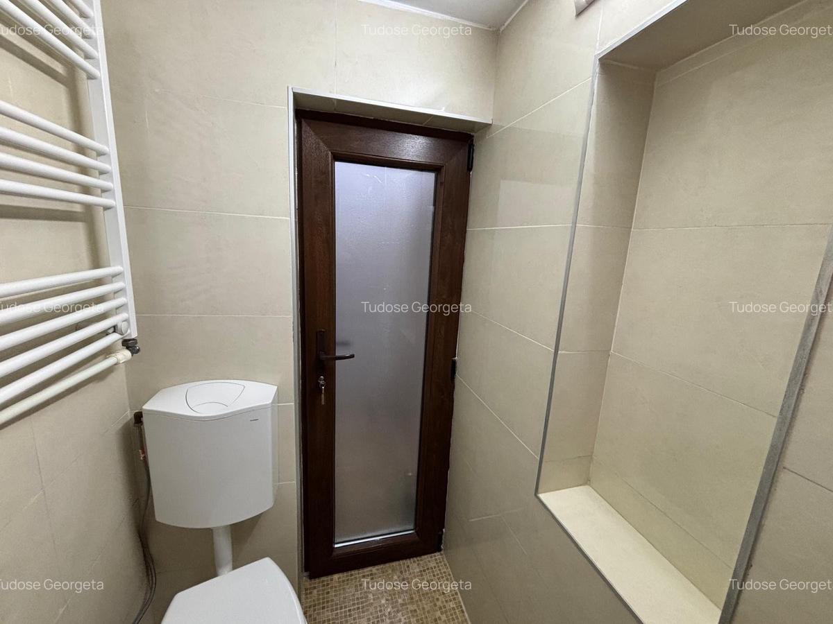 Casă cu 4 camere în Central - 10