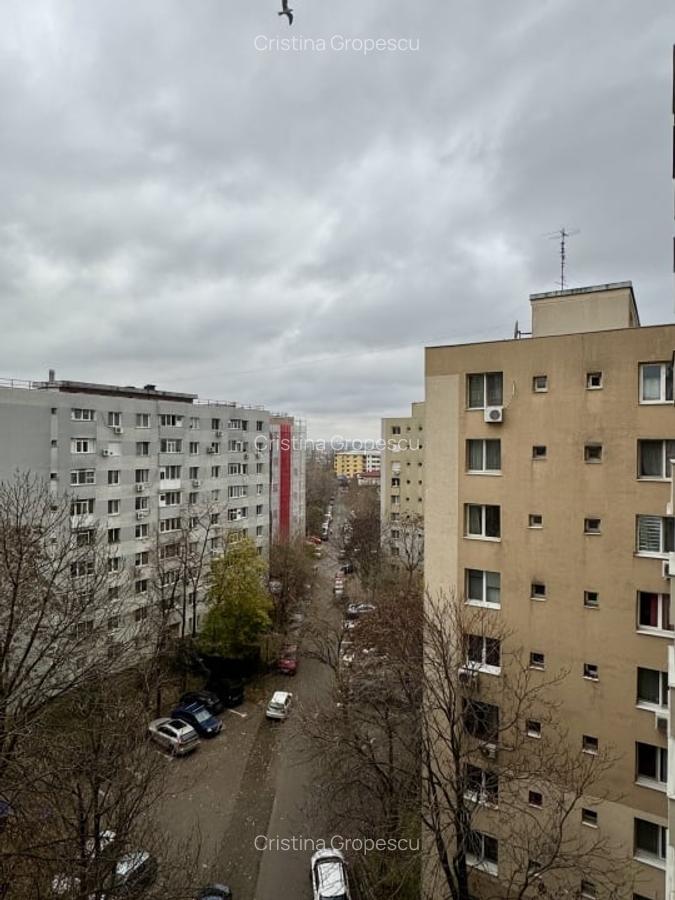 Garsoniera luminoasa | Geam la baie | Metrou  Nicolae Grigorescu - 9