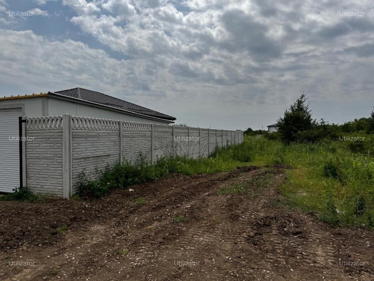 Teren de vânzare intravilan gaz,canal,Ștefănești de sus - 2