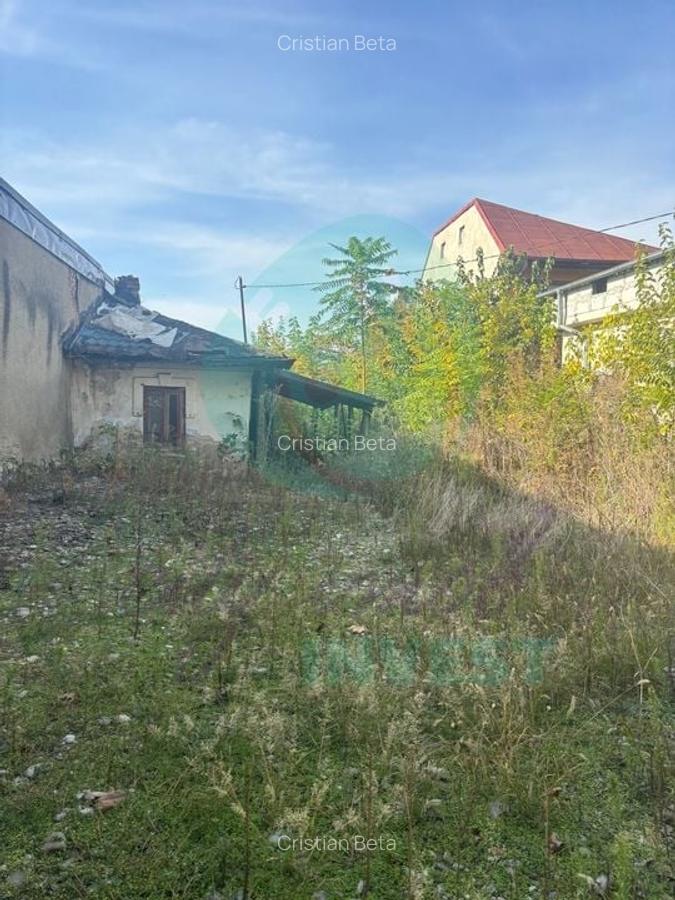 Teren Construcții intravilan de 690 mp, în Vitan - 1