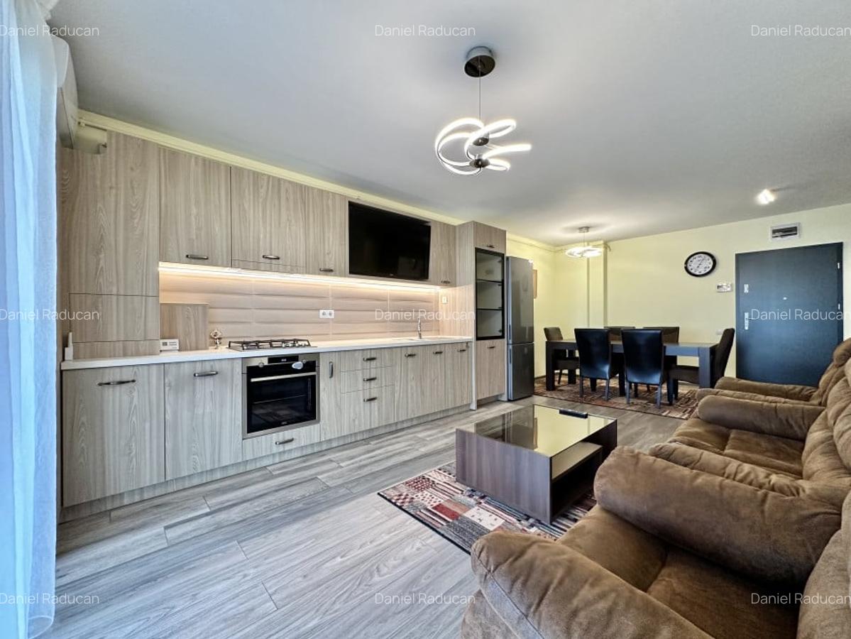 Inchiriere Apartament 3 camere, 2 bai, 74 mp, Scala Center, garaj - 1