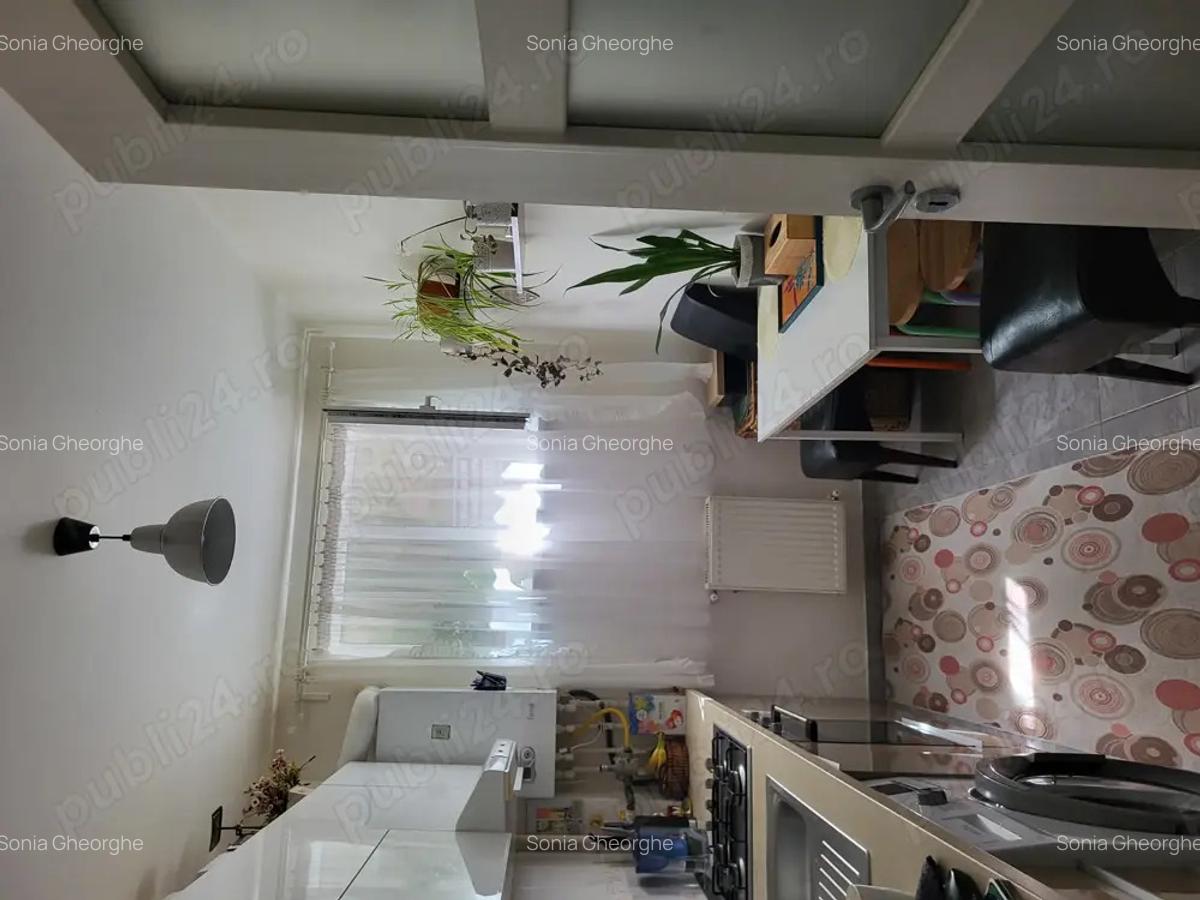 Vand apartament 3 camere - 1