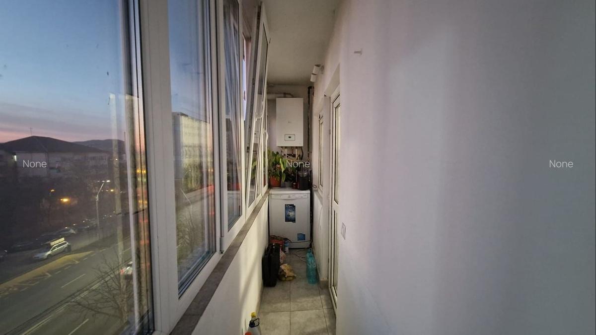 De Vanzare, Apartament 3 Camere, Etaj intermediar cu lift Comision 0 - 4