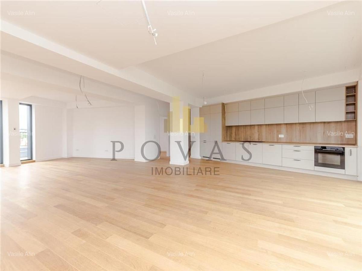 Apartament cu 4 camere semidecomandat în Iancu Nicolae - 1