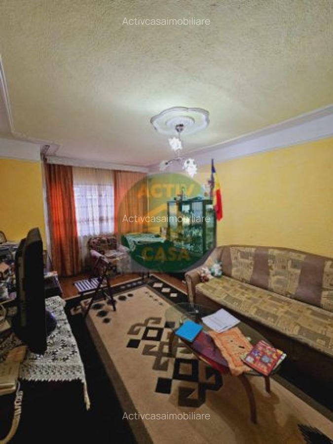 Apartament tip duplex, Roman Neamt - 1