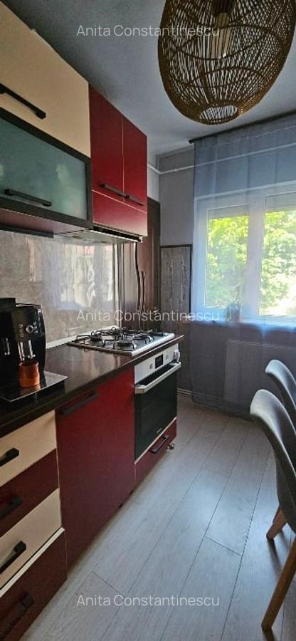 De vanzare apartament cu 3 camere 2 bai intrare Racadau - 2