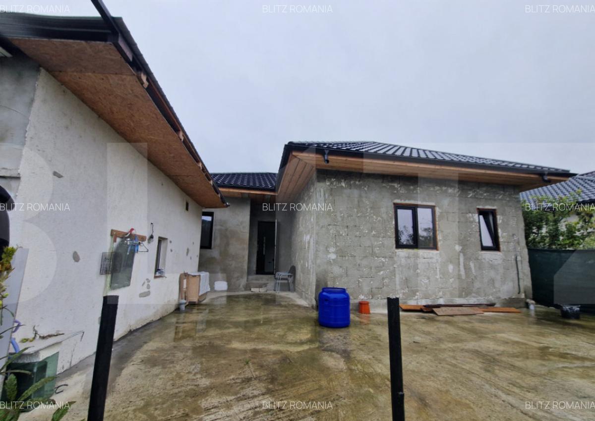 Casa semifinisata situata central in municipiul Dorohoi - 4