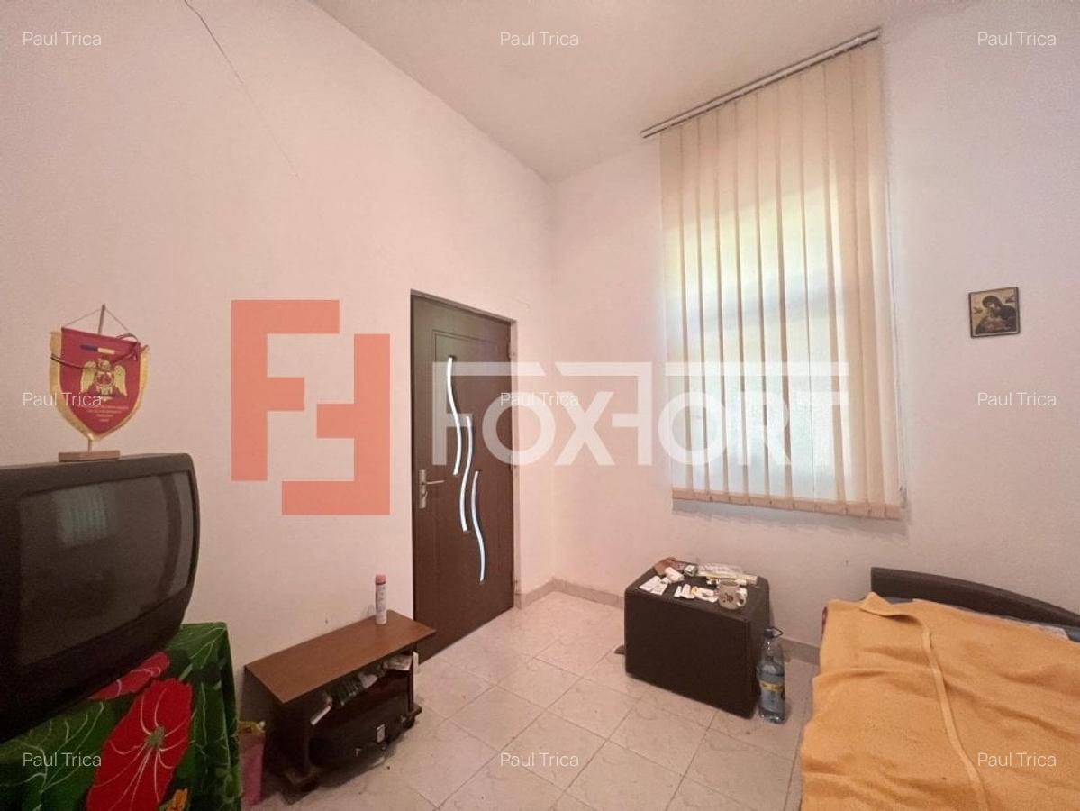 Casa de vanzare la curte comuna Zona Lunei - COMISION 0% - 5