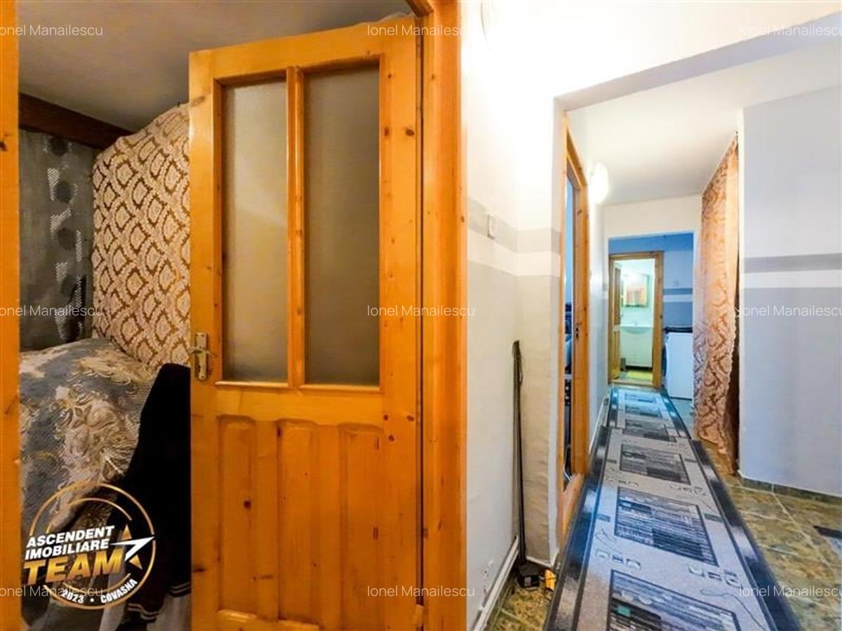 LIVE!Decomandat,pe 4camere,zonare linistita,compozitie frumoasa,facilitati, Leni - 20