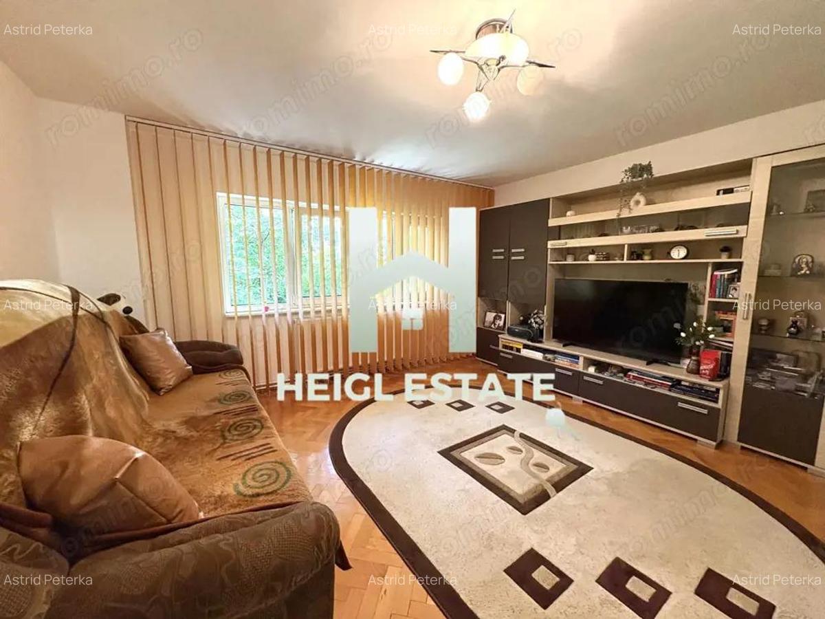 Apartament cu 3 camere in zona Modern - 1