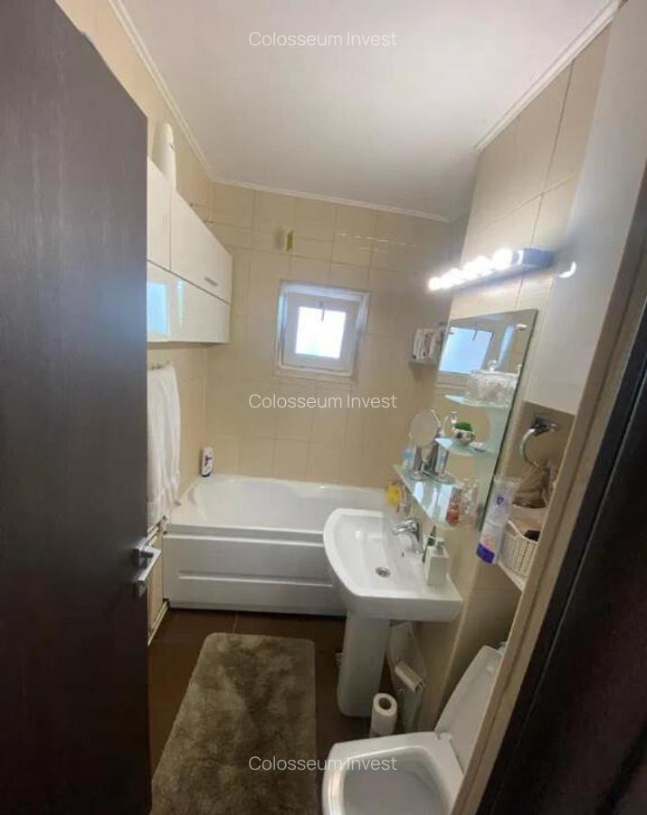 Apartament cu 2 camere, decomandat - zona Astra - 6