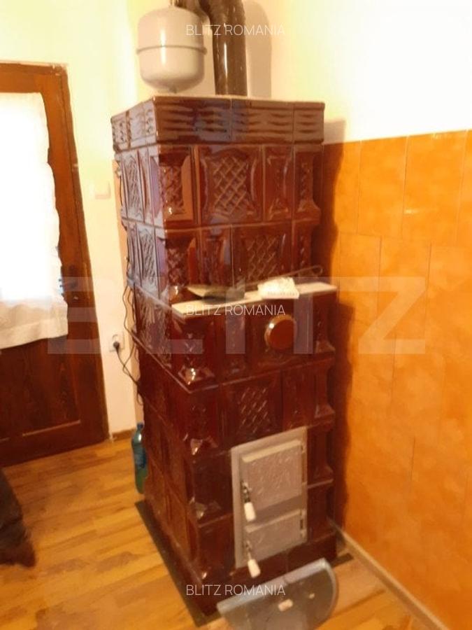 Casa 63 mp 3 camere bucatarie si baie teren 175 mp in Abrud - 9