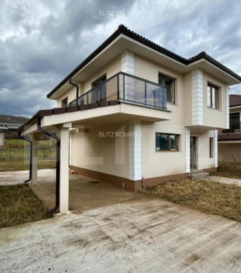 Casa individuala 109 mp utili, 400 mp teren, semifinisata, z - 15