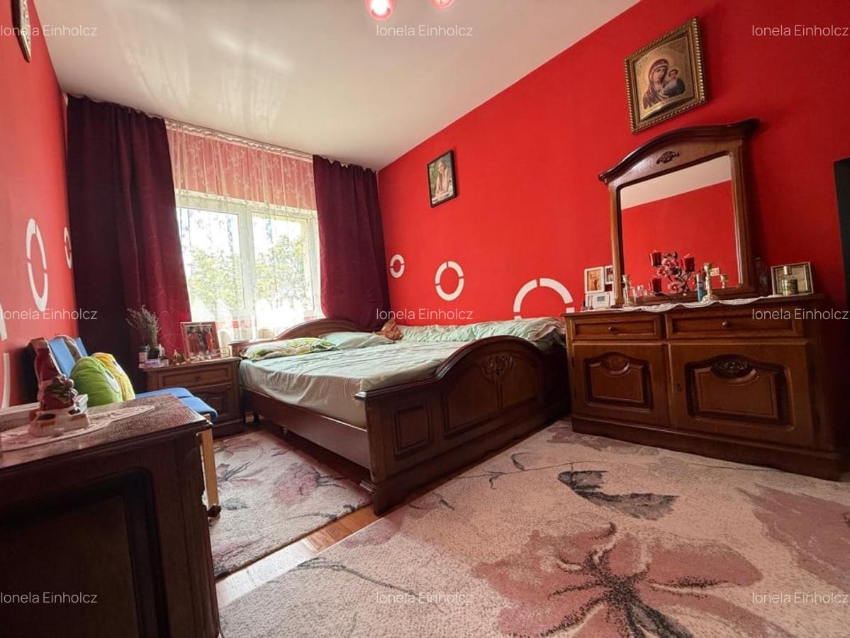 Apartement spatios, 2 camere, semidecomandat, 56 mp - zona Soarelui - 2