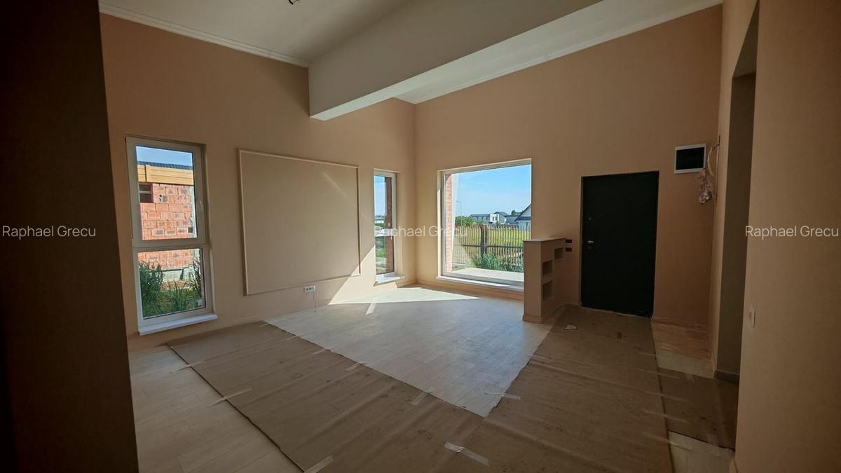 | CASA INDIVIDUALA | 3 CAMERE | 2 BAI | INCALZIRE PRIN PARDOSEALA | - 1