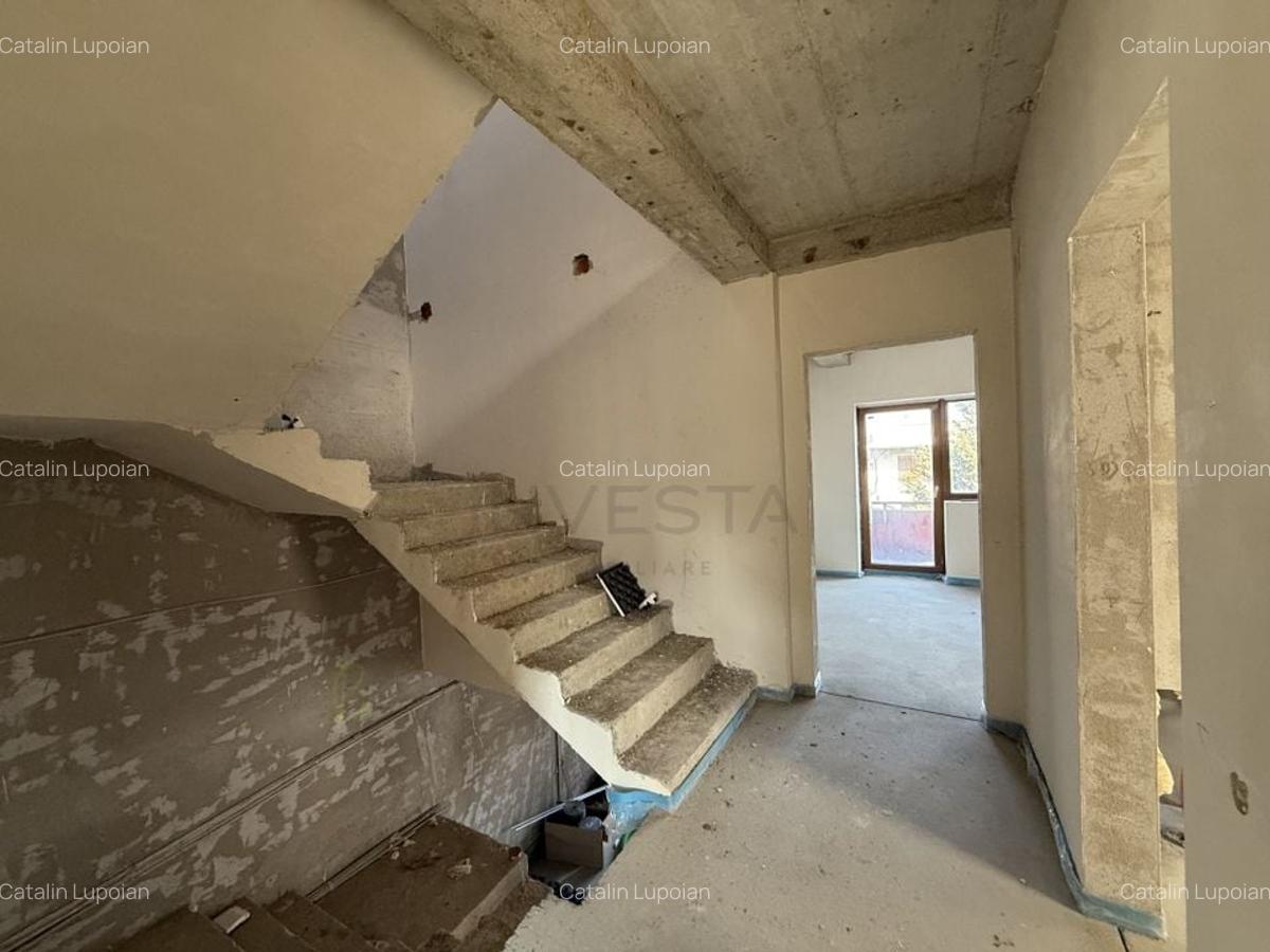 Duplex  cu suprafata utila generosa, pe o strada linistita! - 12
