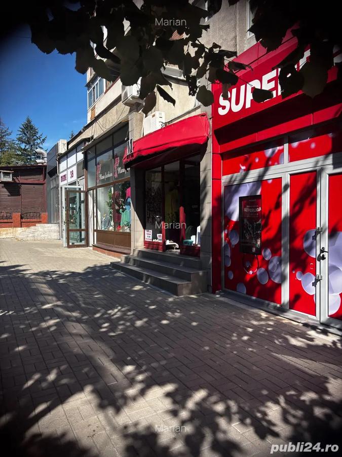 Inchiriez spa?iu comercial Str Nicolae Balcescu Nr 1 , zona 24 trepte Rm.Valcea . - 8 Inchiriez spa?iu comercial Str Nicolae Balcescu Nr 1 , zona 24 trepte Rm.Valcea . - 8