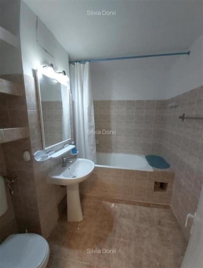 Apartament spatios cu 4 camere - renovat- decomandat - zona Unirii - 7