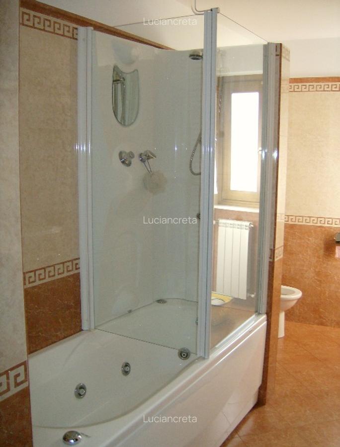 Vind  CASA  FAMILIARA sau cu destinatie PENSIUNE  cu 5 camere  5 bai - 3