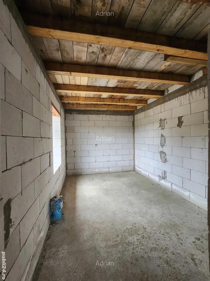 Vand casa la ro?u in sat Sancrai (Calan) - 6 Vand casa la ro?u in sat Sancrai (Calan) - 6