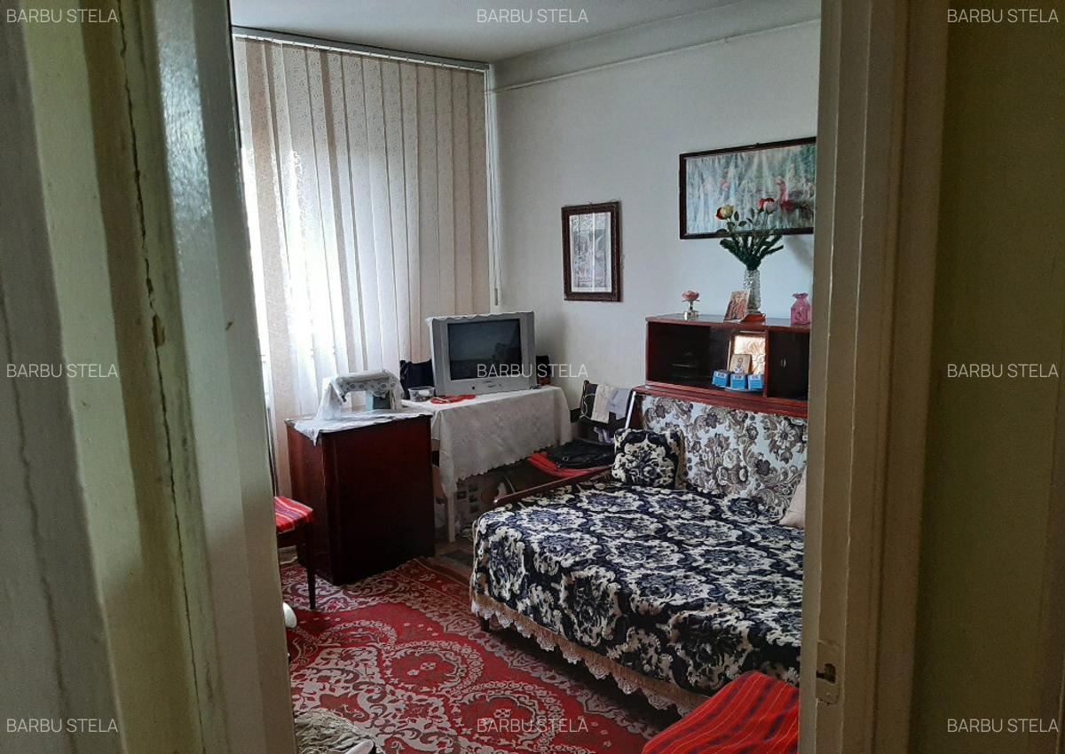 Apartament 2 camere,confort 2,nedecomandat,etajul 4/4,zona Cameliei - 12
