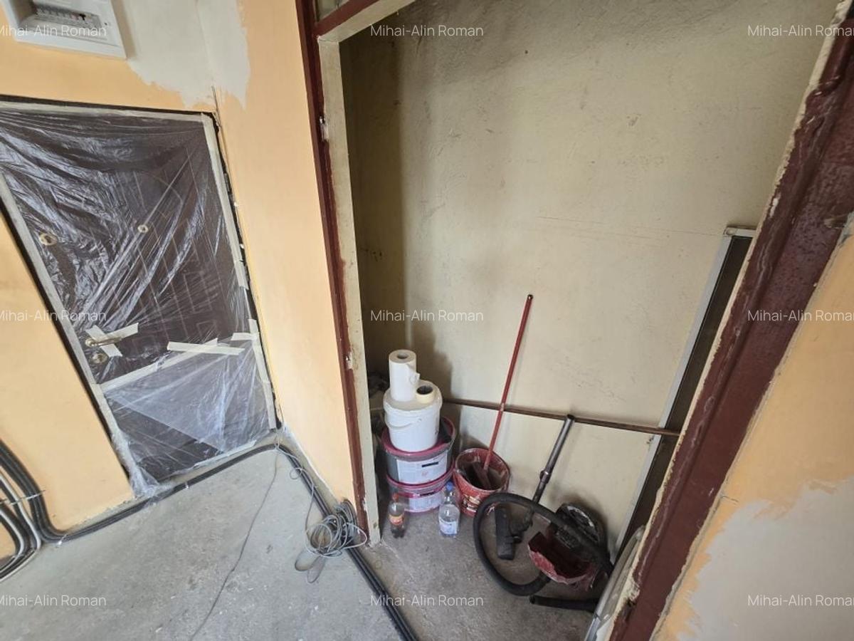 Apartament cu 2 camere decomandat în Soarelui - 16