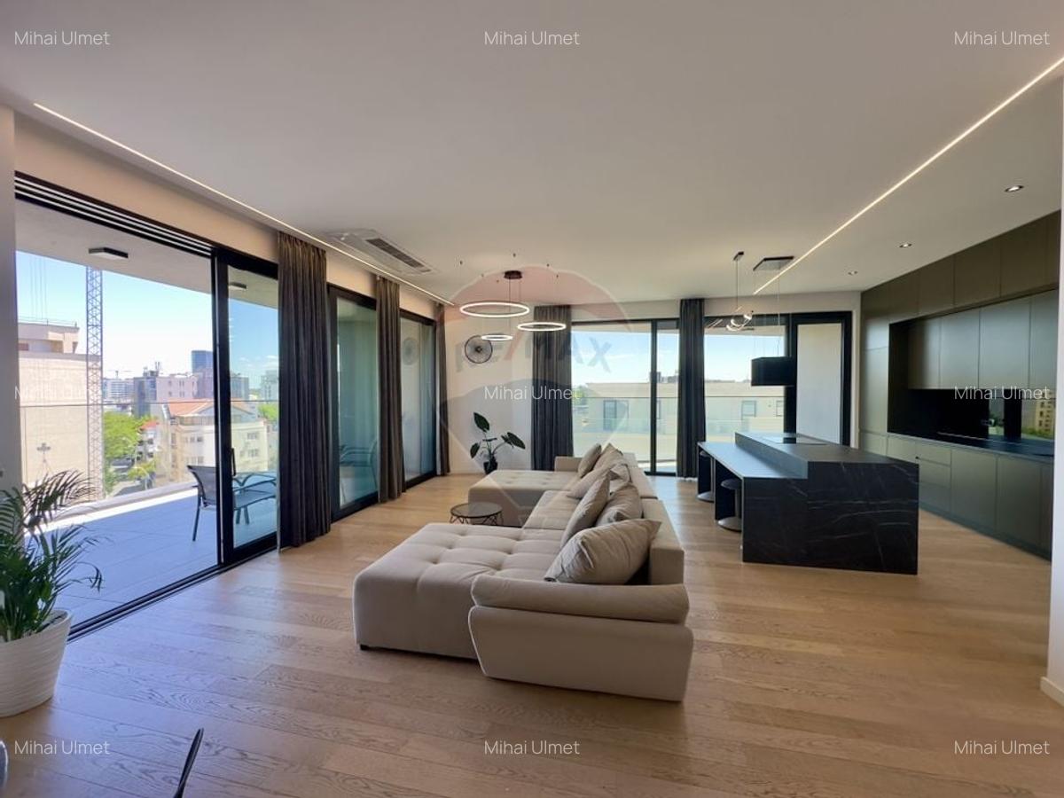 PENTHOUSE SPECTACULOS | Sos Nordului | Cartierul Francez | 200 mp - 1