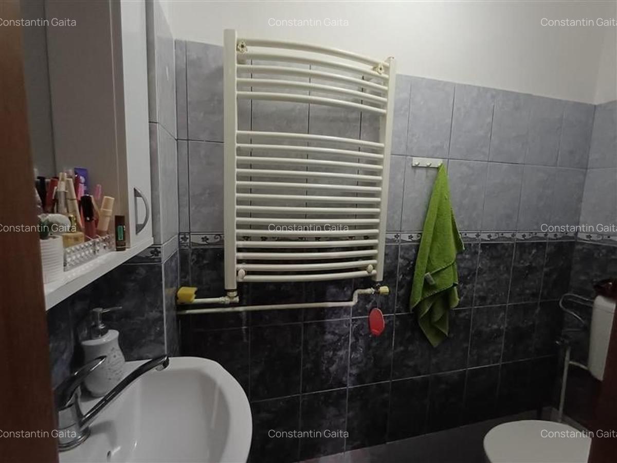 2 camere la mansarda - Str. Frumusani - Oltenitei - 8