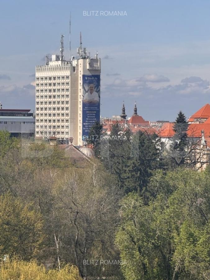 Apartament cu 3 camere, 84 mp, zona Complex Studentesc - 18
