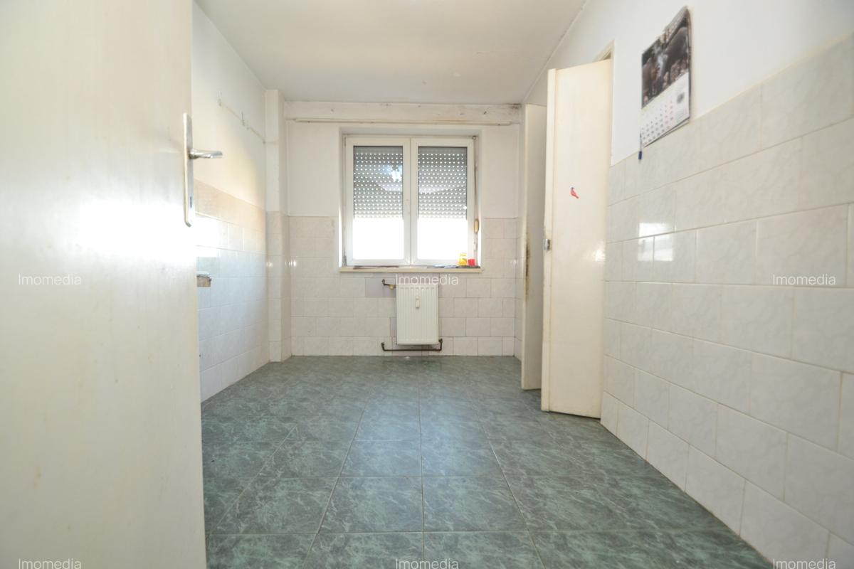Apartament 3 camere, Ultracentral, zona Catedrala-P-ta Victoriei - 2