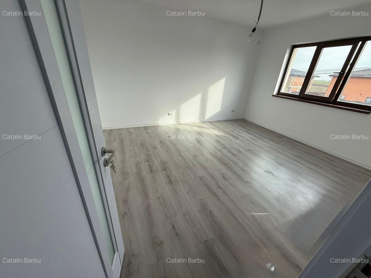 <Casa individuala P+1E> 4 camere 2 bai 320mp teren - 2