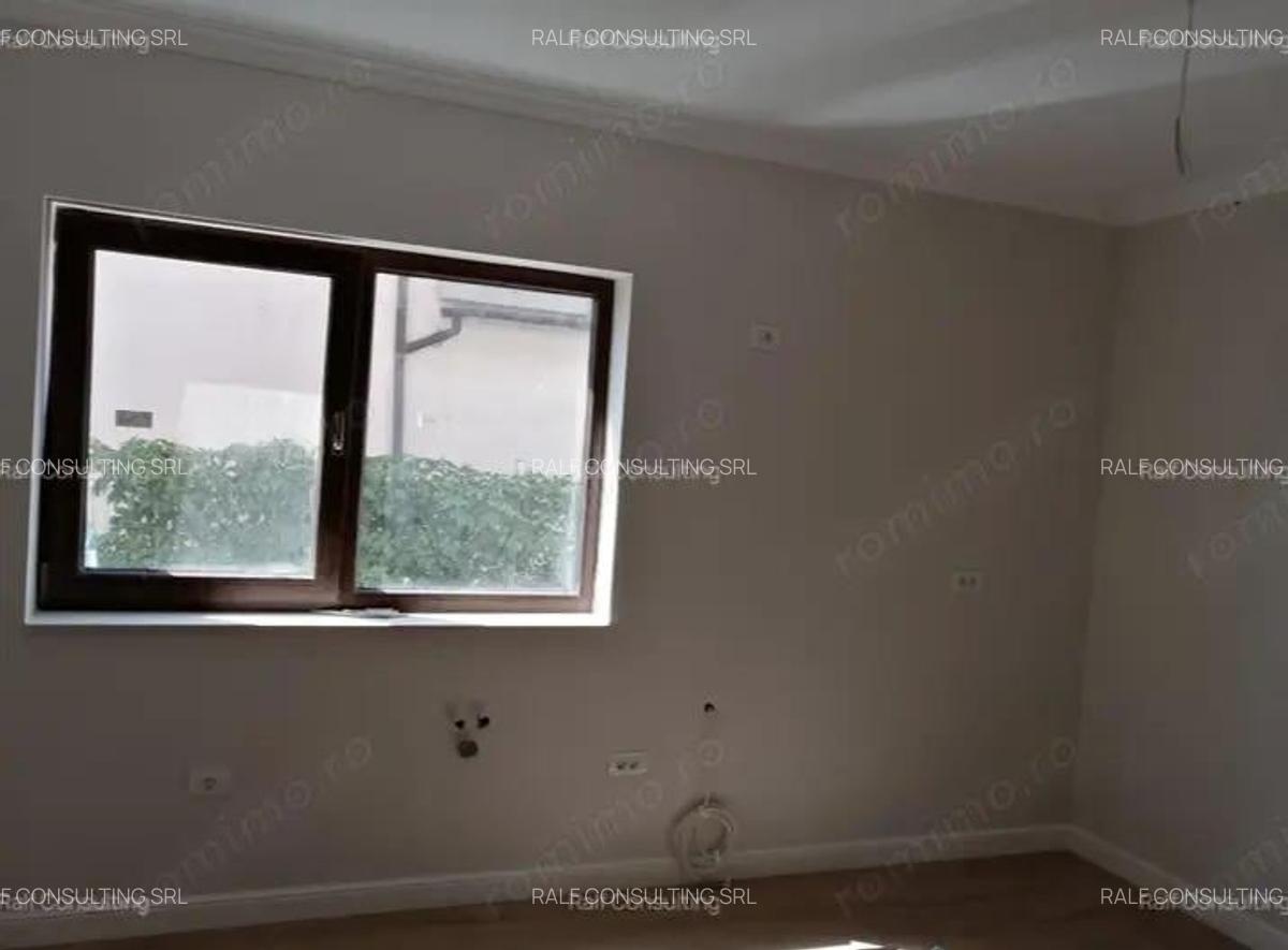 De vanzare jumatate de casa duplex, in spate la Decathlon - 3