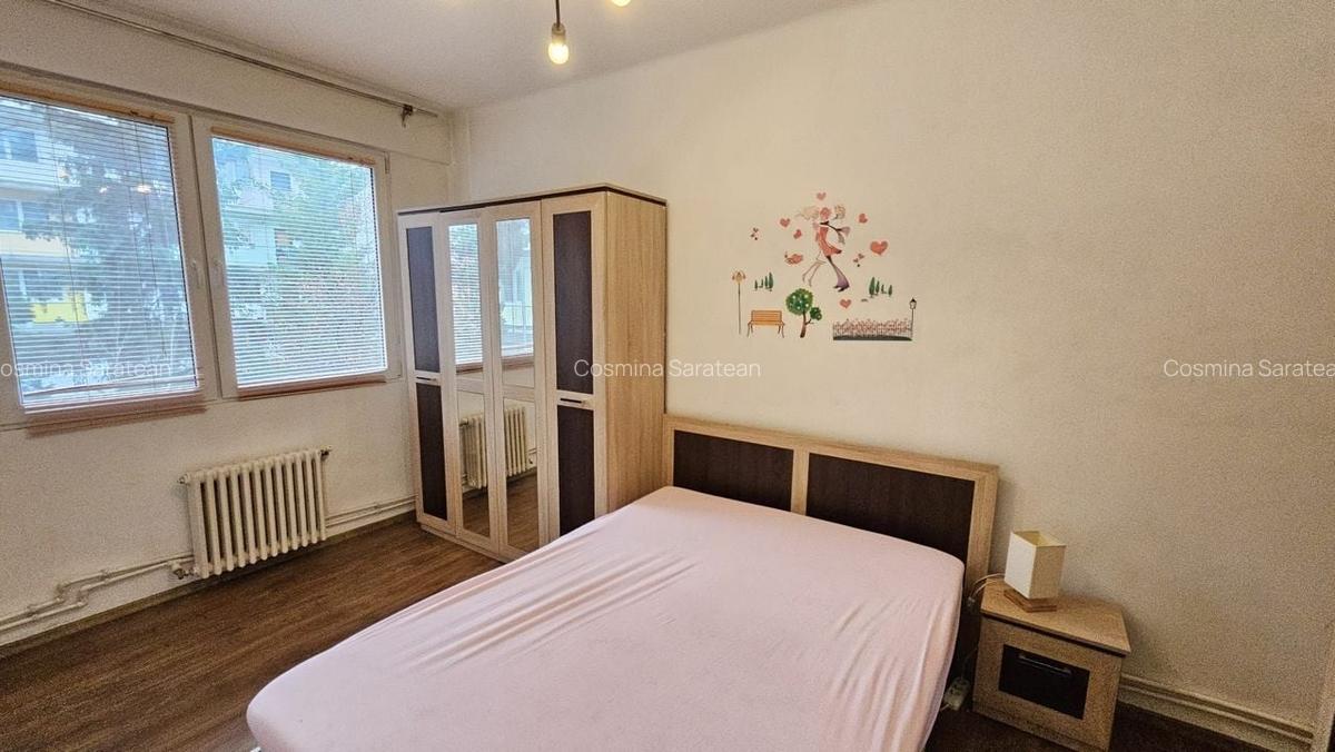 0 % comision, 2 camere, 44 mp, etajul 3,  strada Horea- Centru - 8