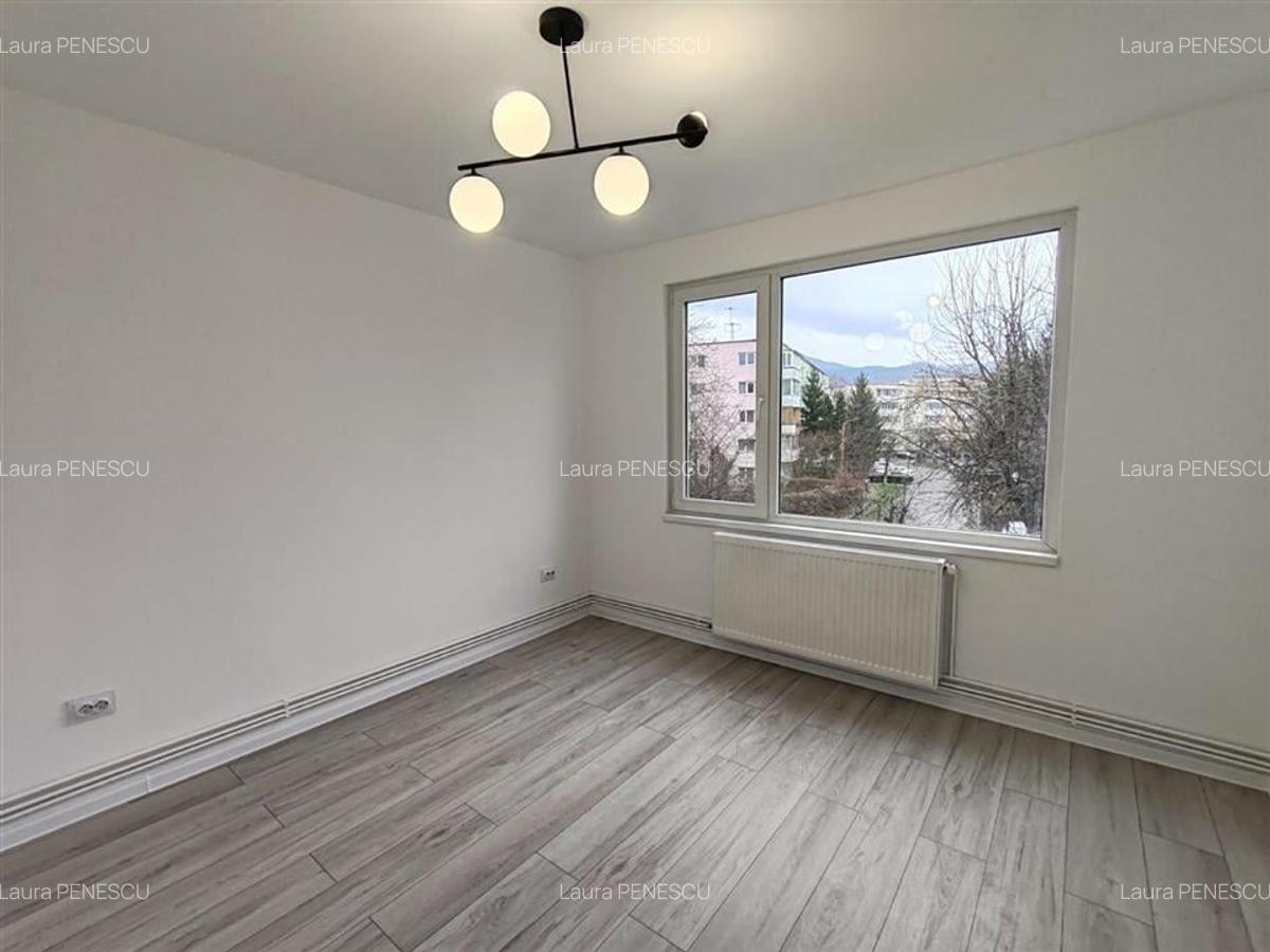 Apartament decomandat cu 2 camere Astra, renovat recent - 2