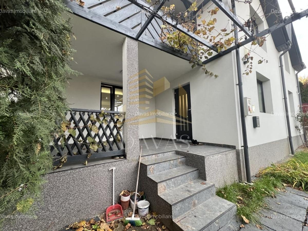 Casa cu finisaje moderne | Dambul Rotund | 6 camere - 3