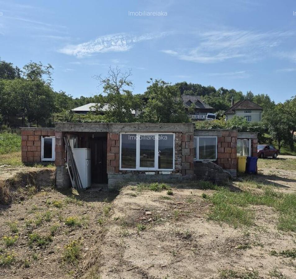 Coas, casa la rosu - 4