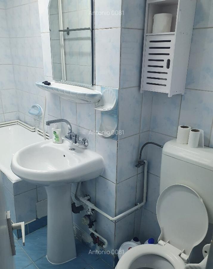 Inchiriez apartament 3 camere Sebastian - 2