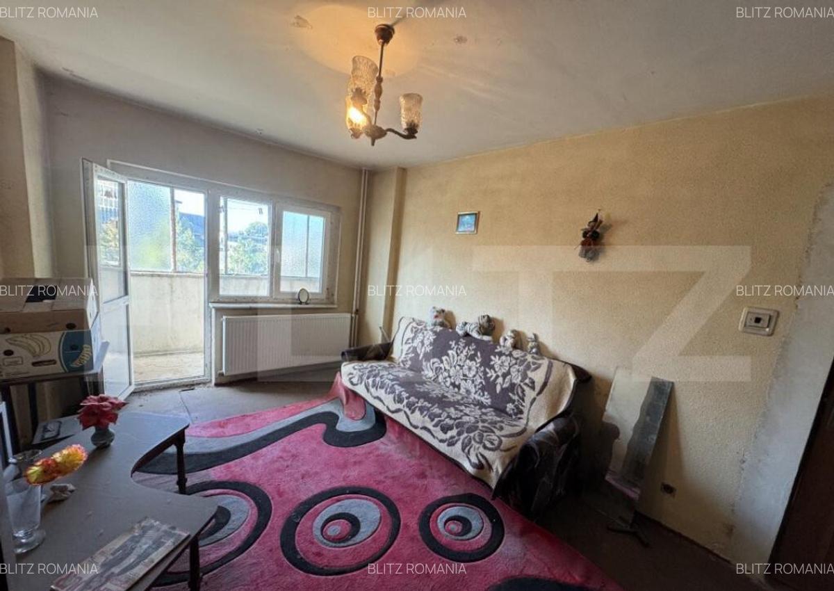 Apartament 2 camere decomandat, etaj 2, CT, 1 Mai Parcul Rom - 2