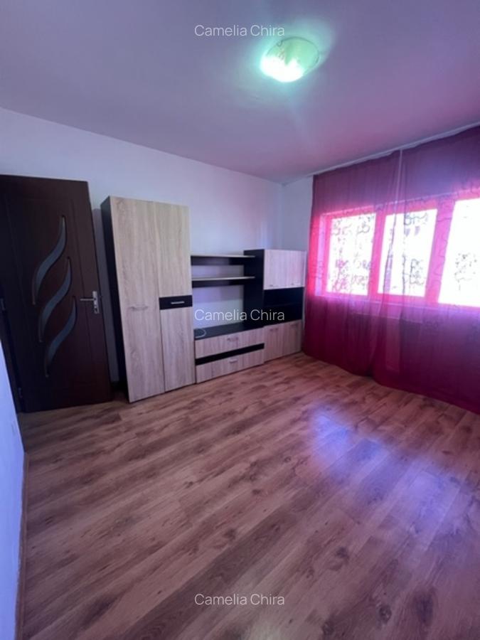 ZONA HOTVON( Jandarmerie) 2camere decomandate etaj2 mobilat! - 4