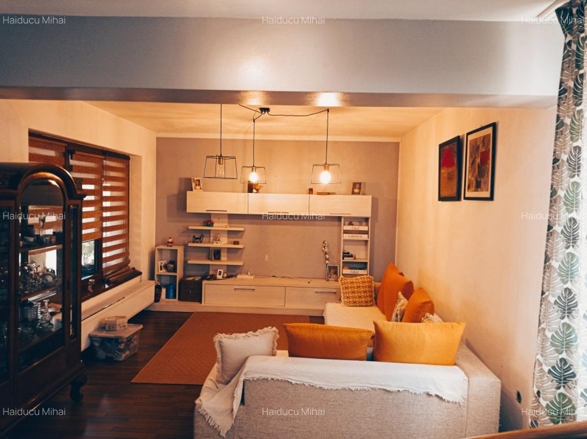 Casa / vila Bascov , mobilata / utilata , finisaje moderne ! - 23