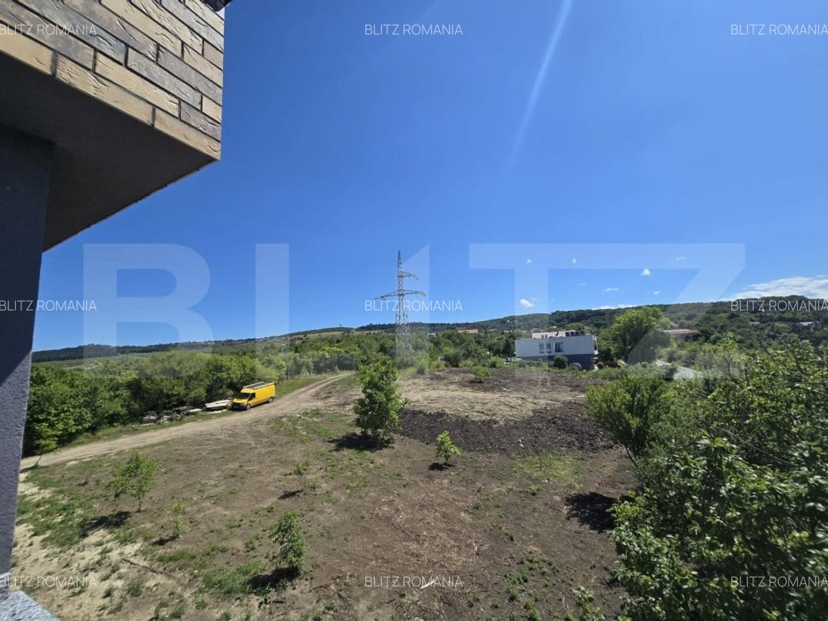 Duplex luminos la stadiul de semifinisat in Faget cu priveliste panoramica - 16