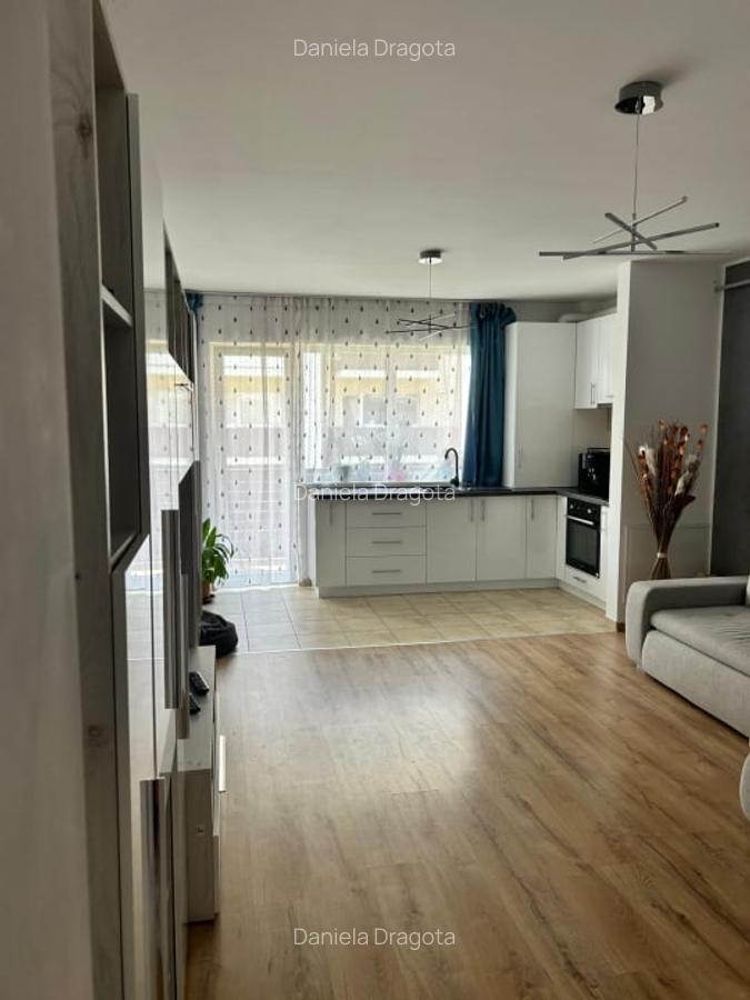 Garsonieră semidecomandată în Periferie - 2