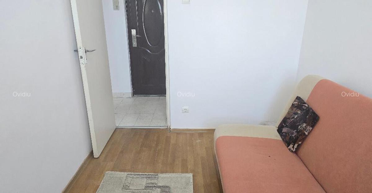 Vand apartament 3 camere in Deva, zona Scarisoara (Astoria), etaj 3, - 4