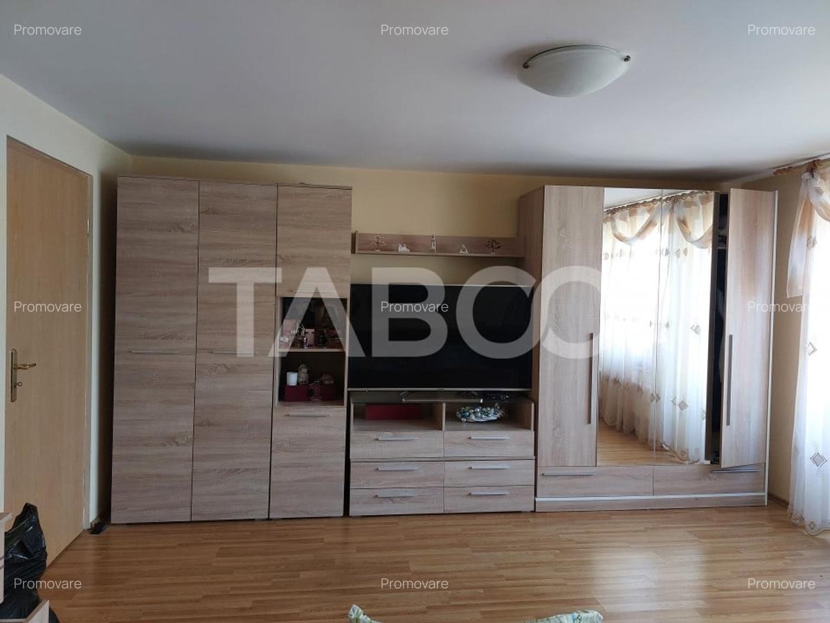 Casa individuala 4 dormitoare curte gradina zona retrasa in Cisnadie - 15