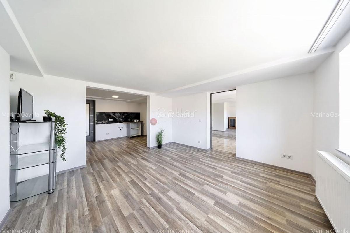 Apartament mobilat utilat si curte proprie - 6