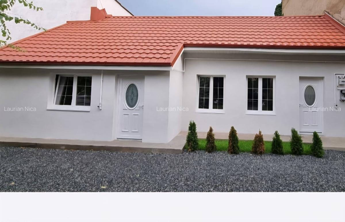 Casa finisata cu 2 apartamente, parcare, central - 7