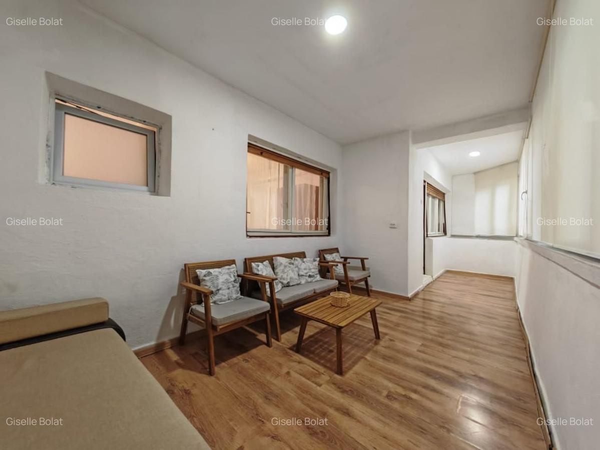 Apartament 4 camere - strada Serdarului I Piata 1 Mai - Clucerului , decomandat - 4