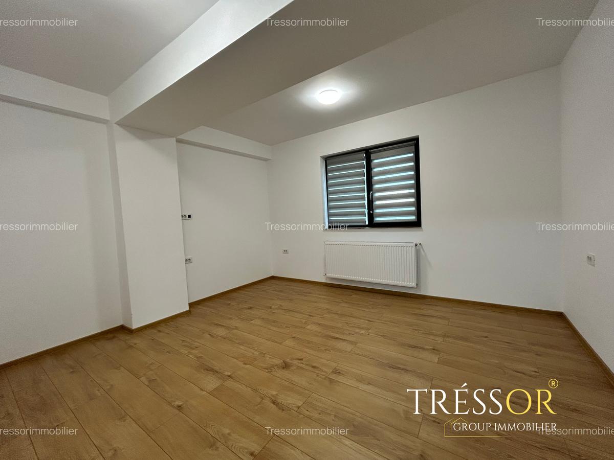 3 camere decomandat, bloc nou, etaj 1, zona Universitate Campus - 3