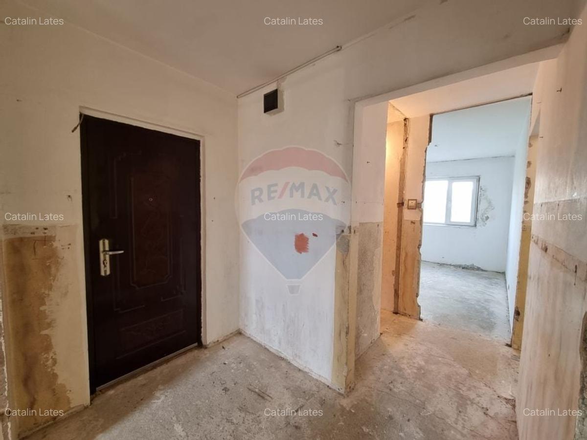 Apartament (De renovat) cu 3 camere de vanzare in zona Exterior Vest - 3
